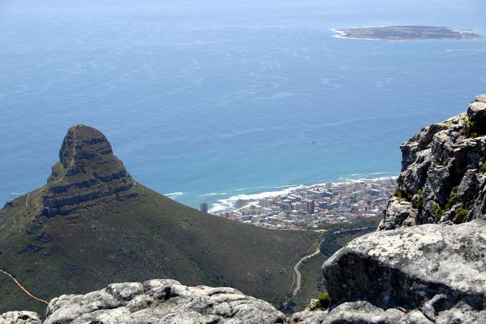 Blick vom Tafelberg auf Lions Head